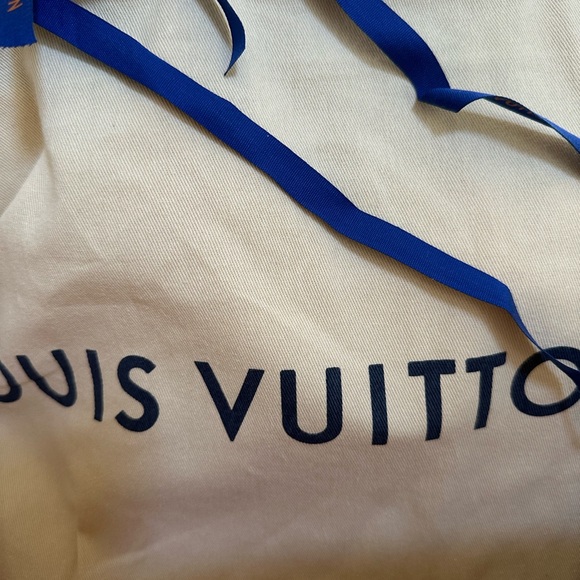 AUTH Louis Vuitton Rivoli MM w/Strap LIKE NEW - ALL SALES FINAL Cert #M44546 - Picture 2 of 5